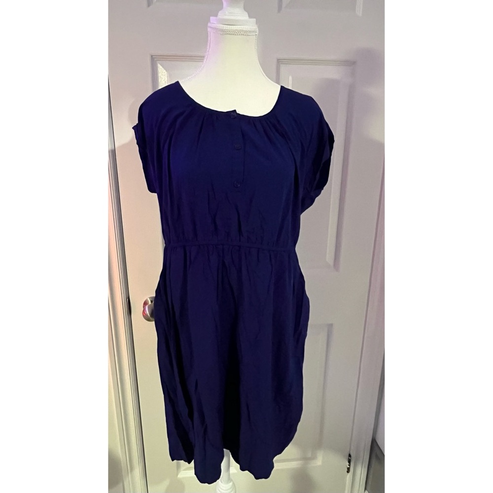 Old Navy Navy Short-Sleeve Casual Dress